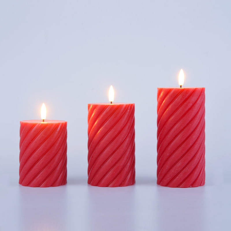 Paquete de 3 velas de pilar sin llama en espiral roja